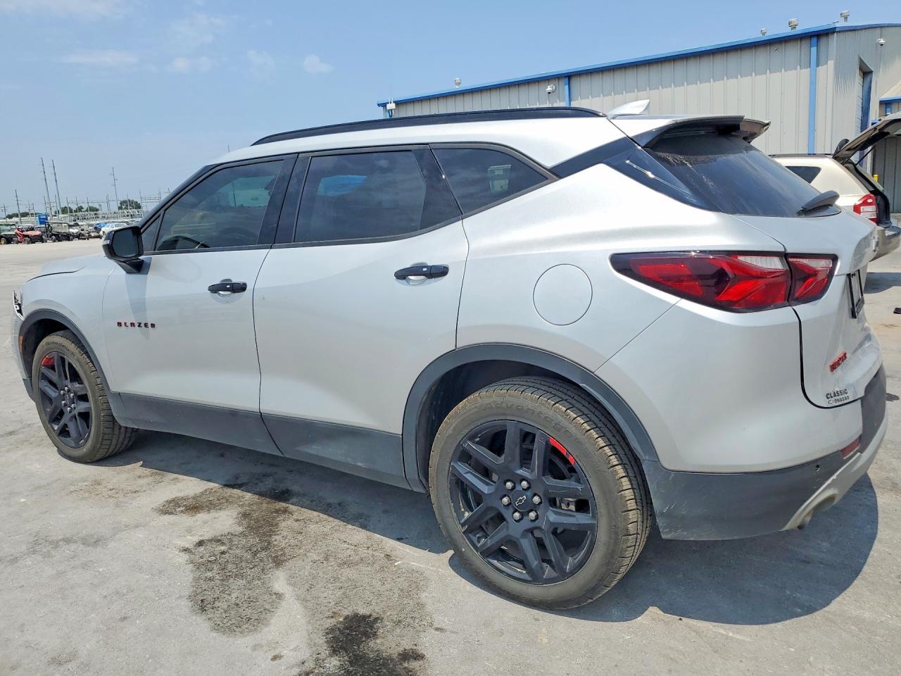 2021 Chevrolet Blazer 2Lt - zdjęcie 2