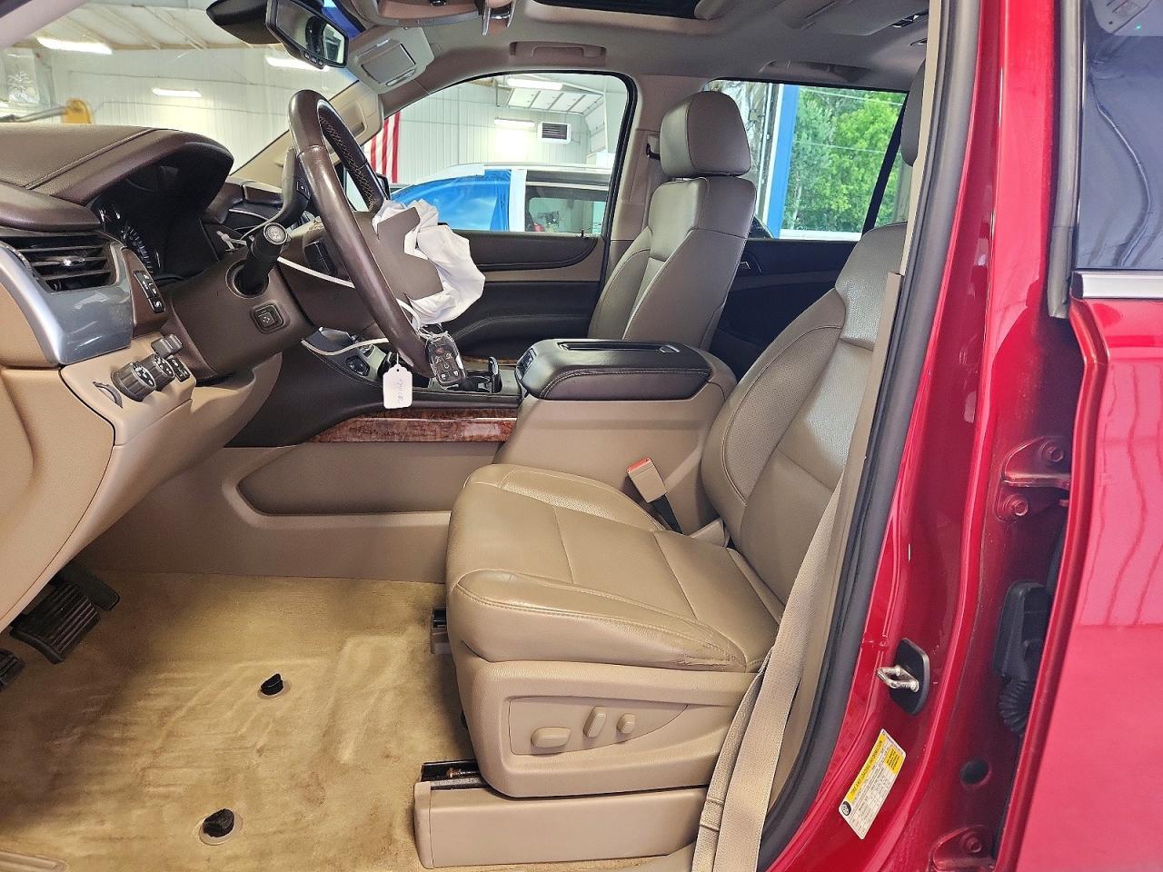 2015 Chevrolet Suburban K1500 Ltz - zdjęcie 7