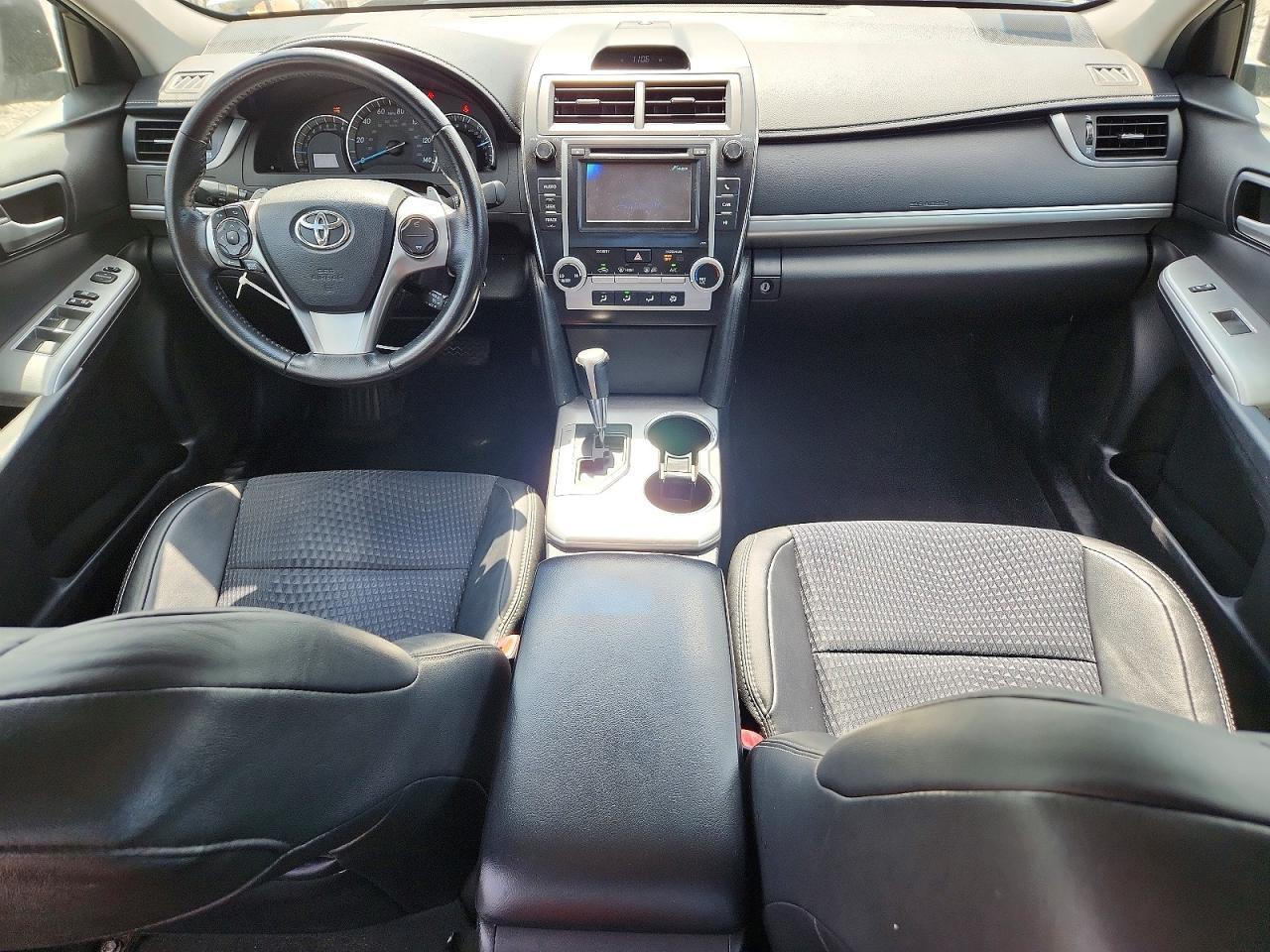 2013 Toyota Camry Se - zdjęcie 8