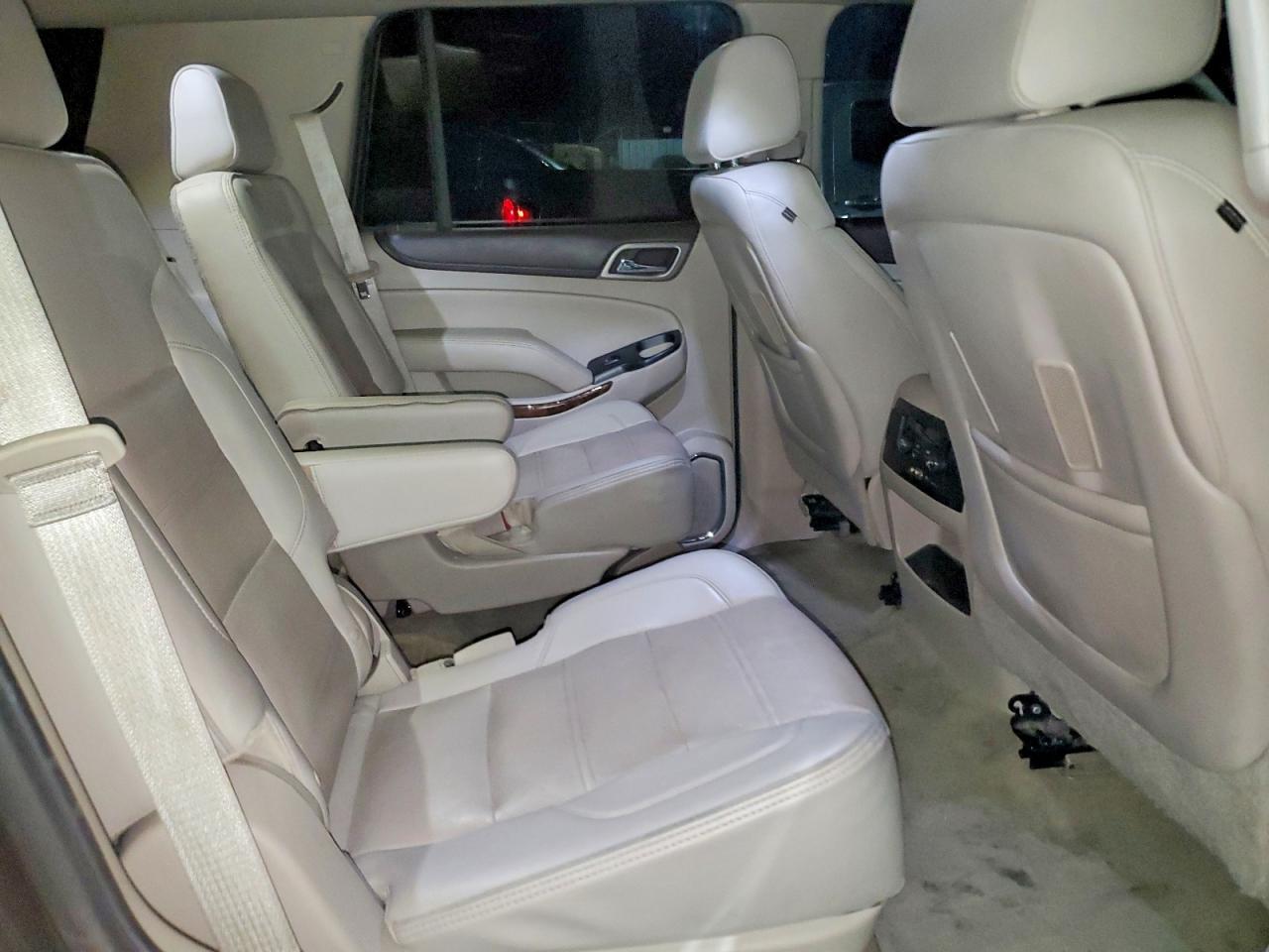 2015 GMC Yukon Denali - zdjęcie 11