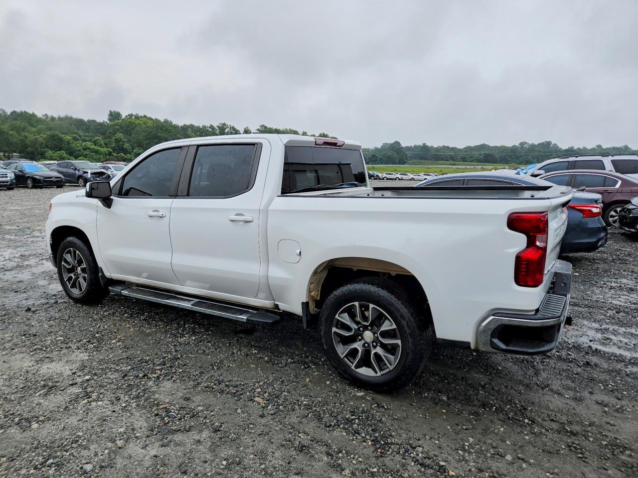 2023 Chevrolet Silverado C1500 Lt - zdjęcie 2