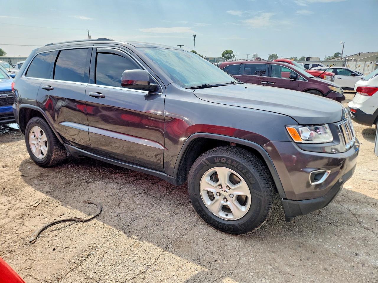 2016 Jeep Grand Cherokee Laredo - zdjęcie 4