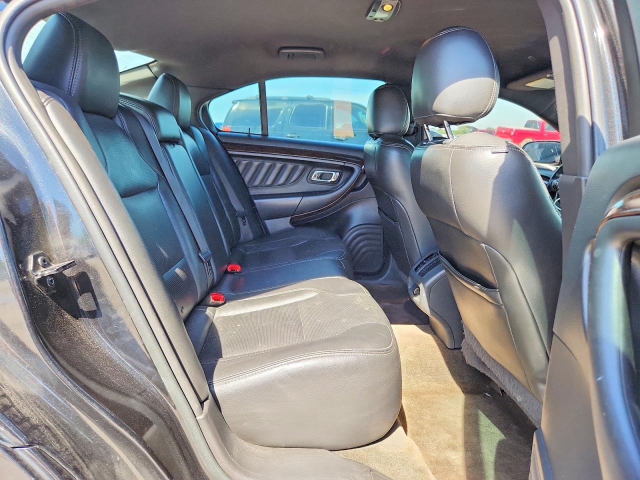 2014 Ford Taurus Limited - zdjęcie 10