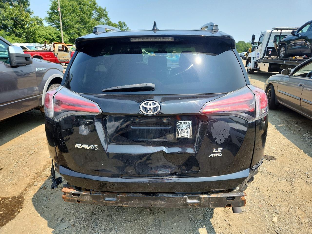 2017 Toyota Rav4 Le - zdjęcie 6