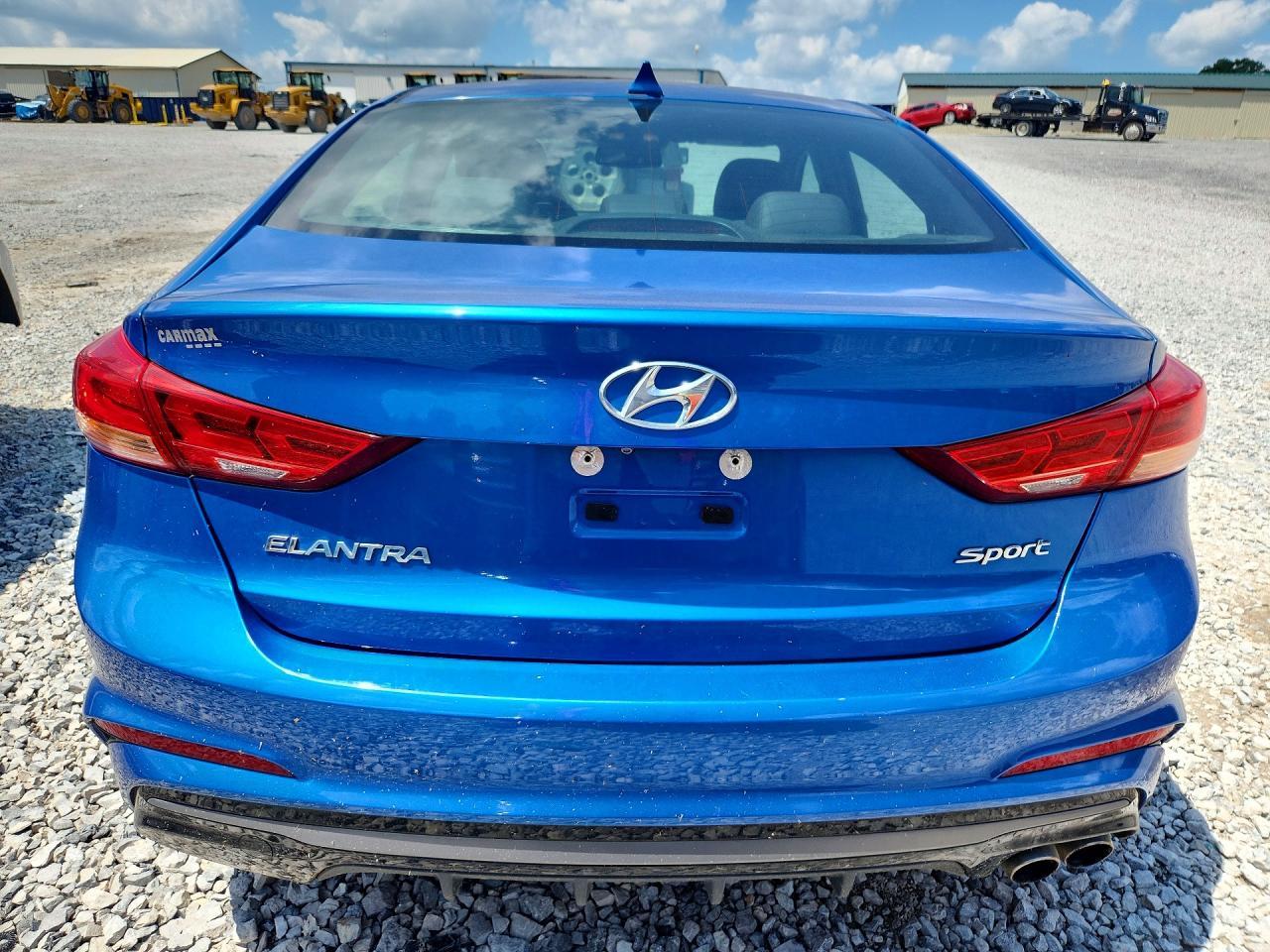 2017 Hyundai Elantra Sport - zdjęcie 6