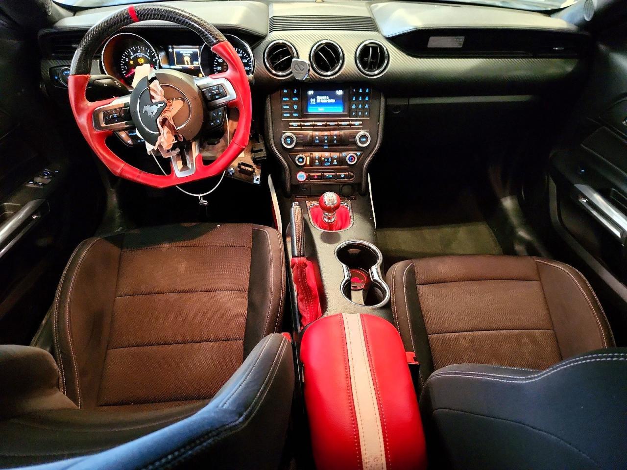 2015 Ford Mustang - zdjęcie 8