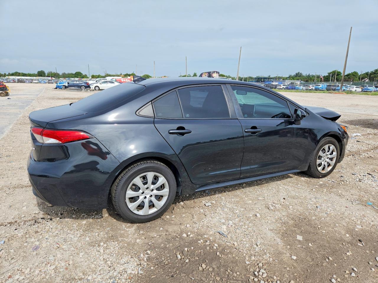 2020 Toyota Corolla Le - zdjęcie 3