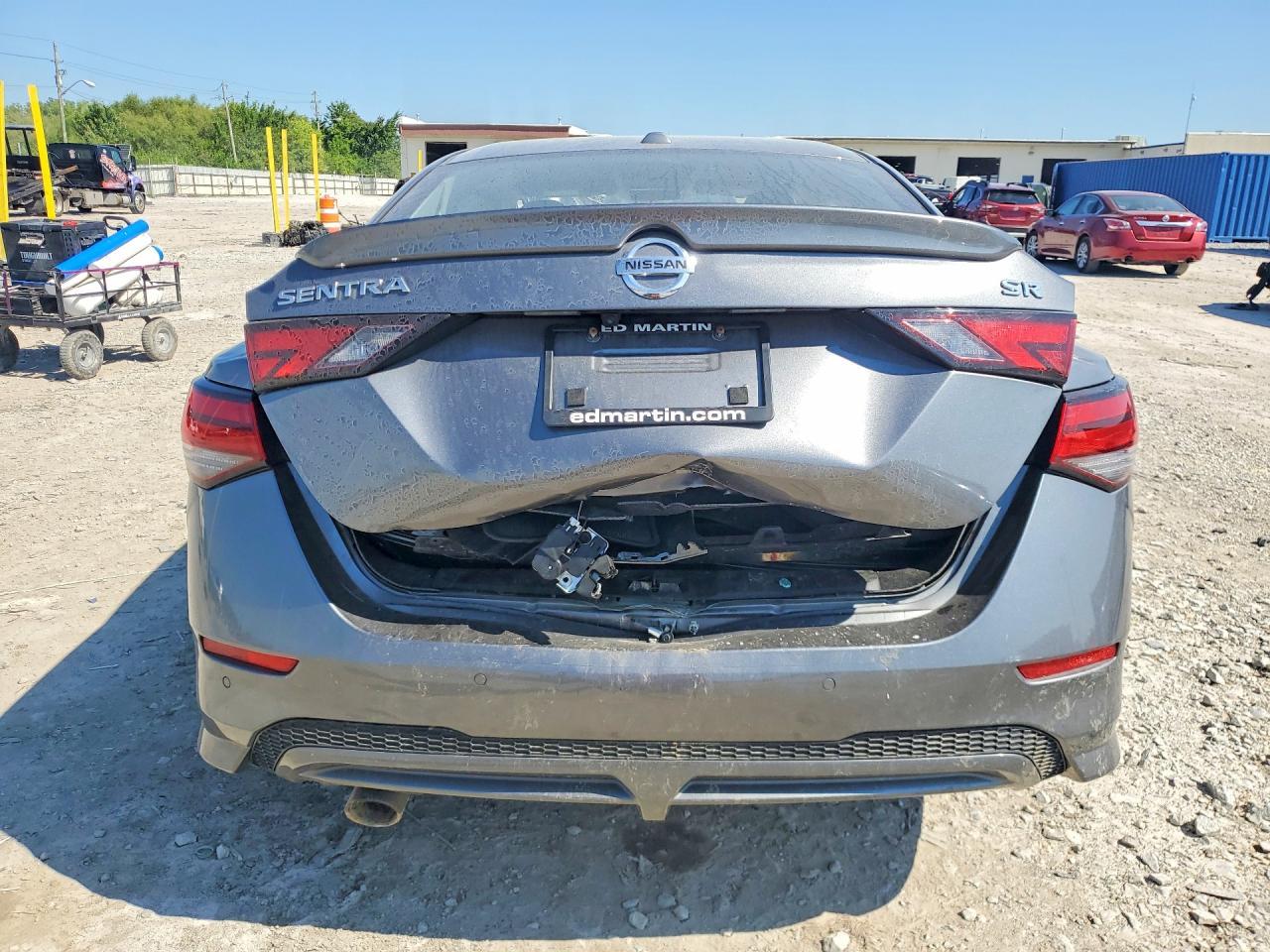 2023 Nissan Sentra Sr - zdjęcie 6