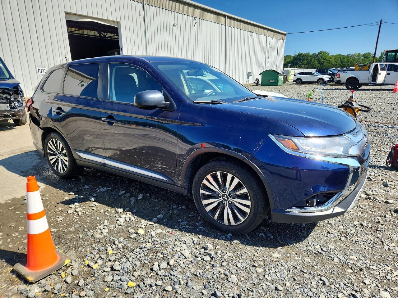2020 Mitsubishi Outlander - zdjęcie 4
