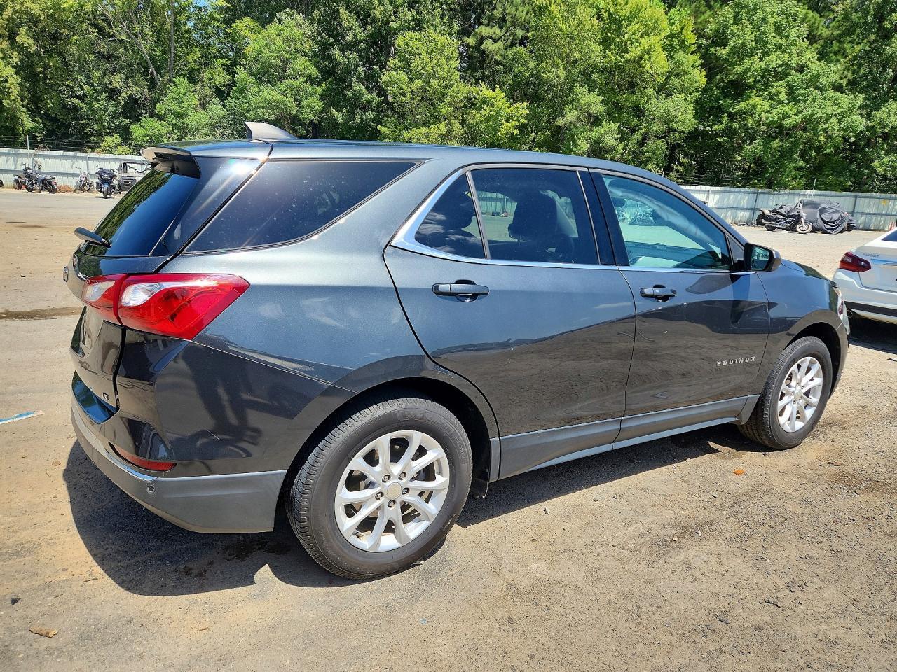2020 Chevrolet Equinox Lt - zdjęcie 3