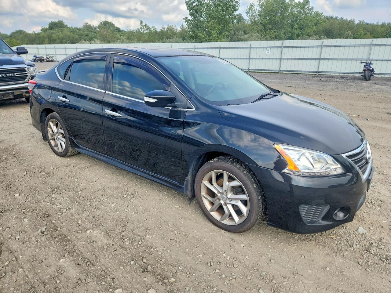 2015 Nissan Sentra Sr - zdjęcie 4