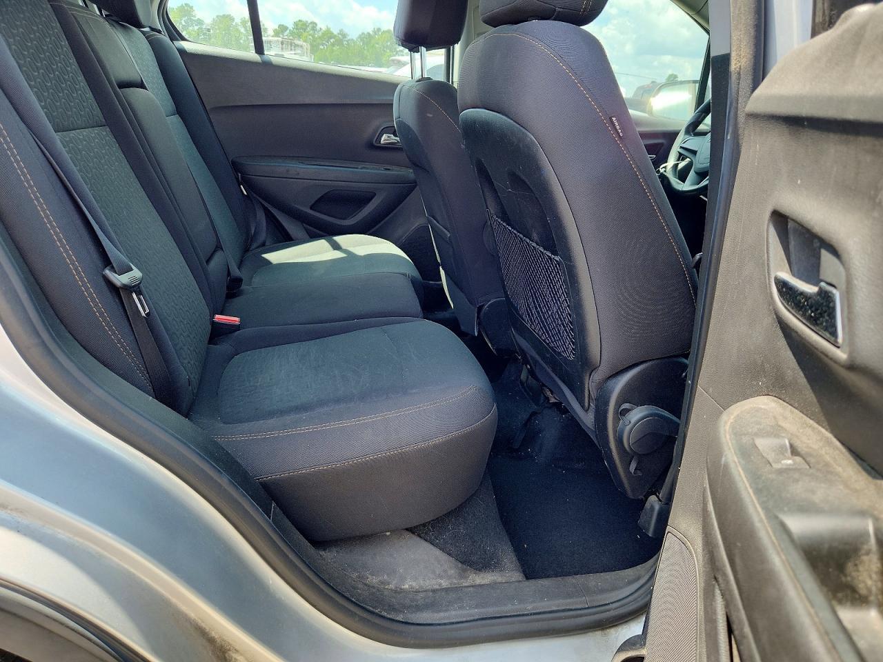 2019 Chevrolet Trax Ls - zdjęcie 11
