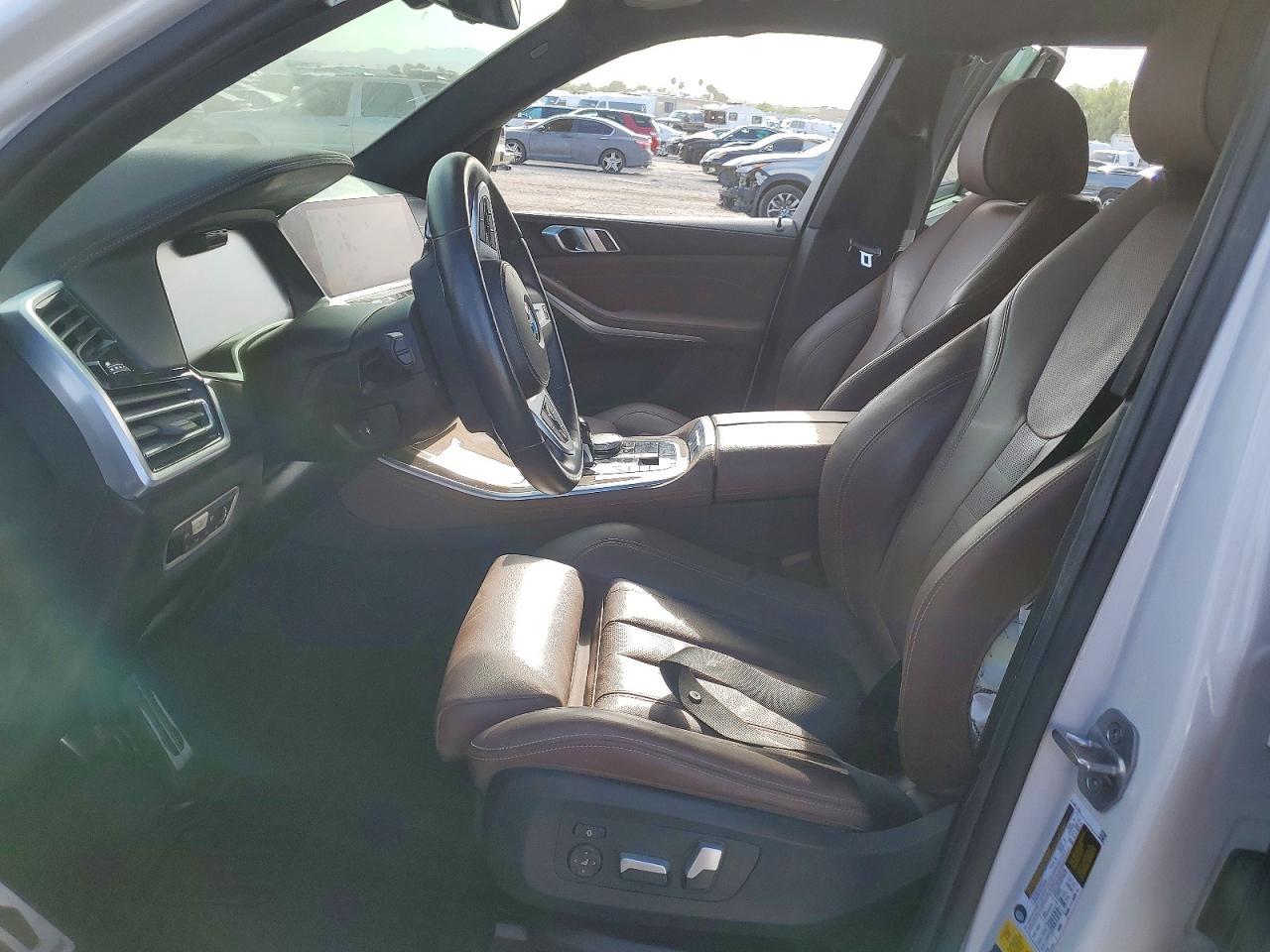 2022 BMW X5 xDrive40I - zdjęcie 7