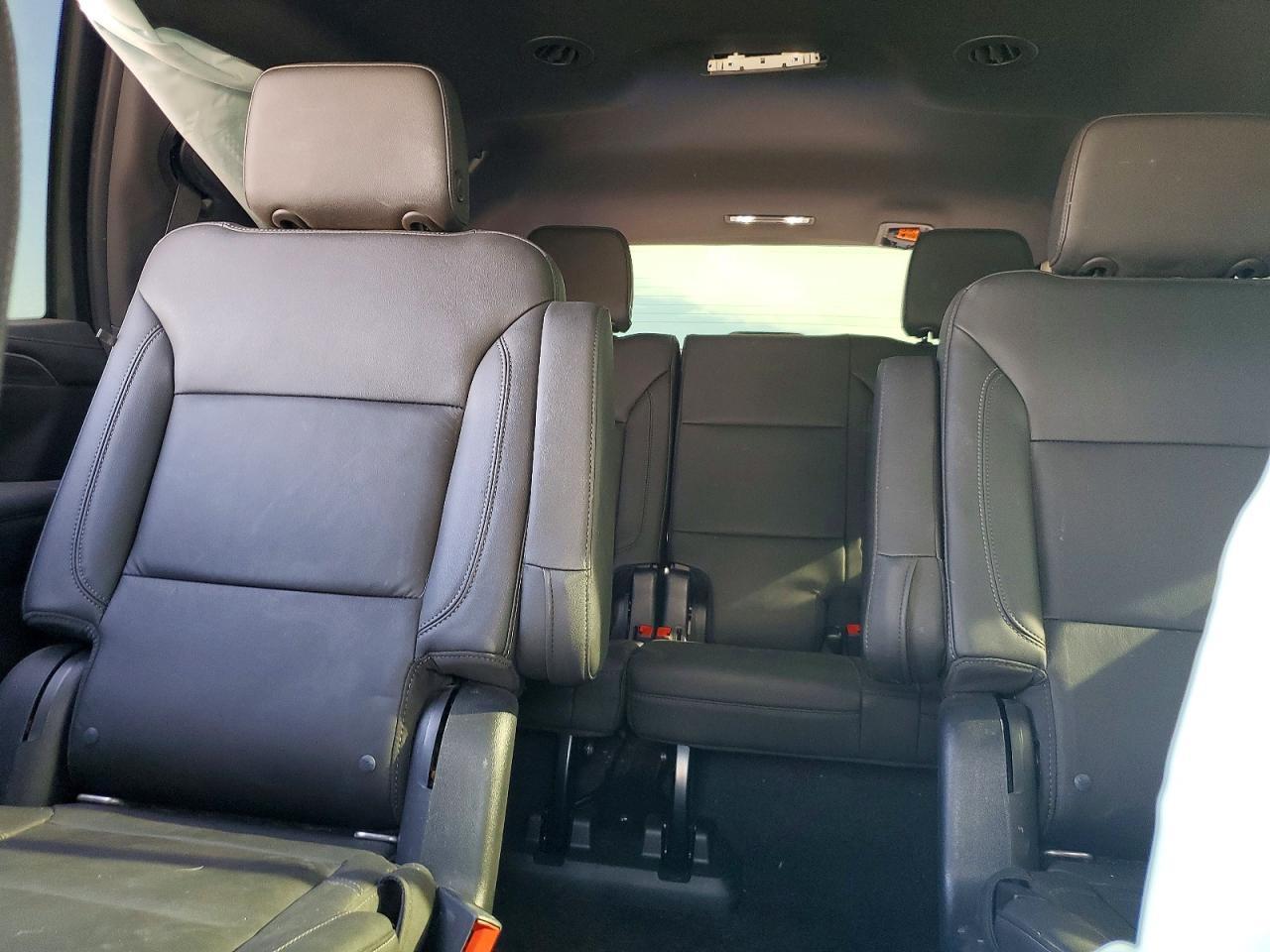 2021 Chevrolet Tahoe C1500 Lt - zdjęcie 10