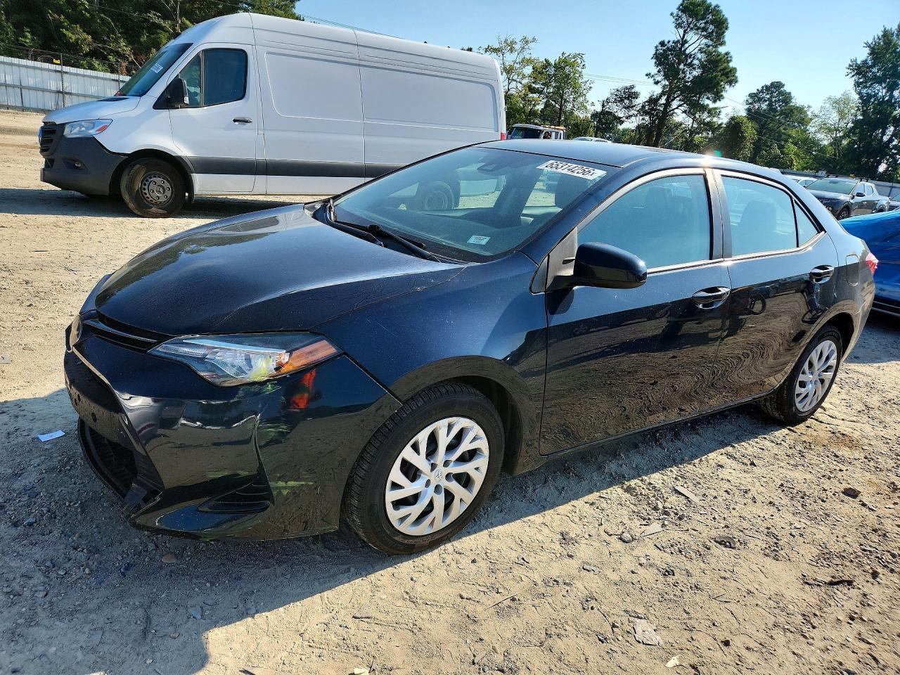 2018 Toyota Corolla Le - zdjęcie główne