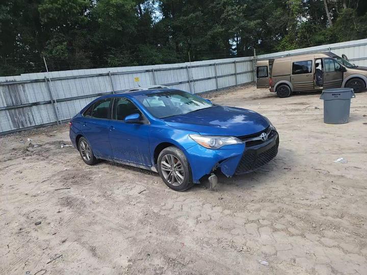 2017 Toyota Camry Se - zdjęcie 14