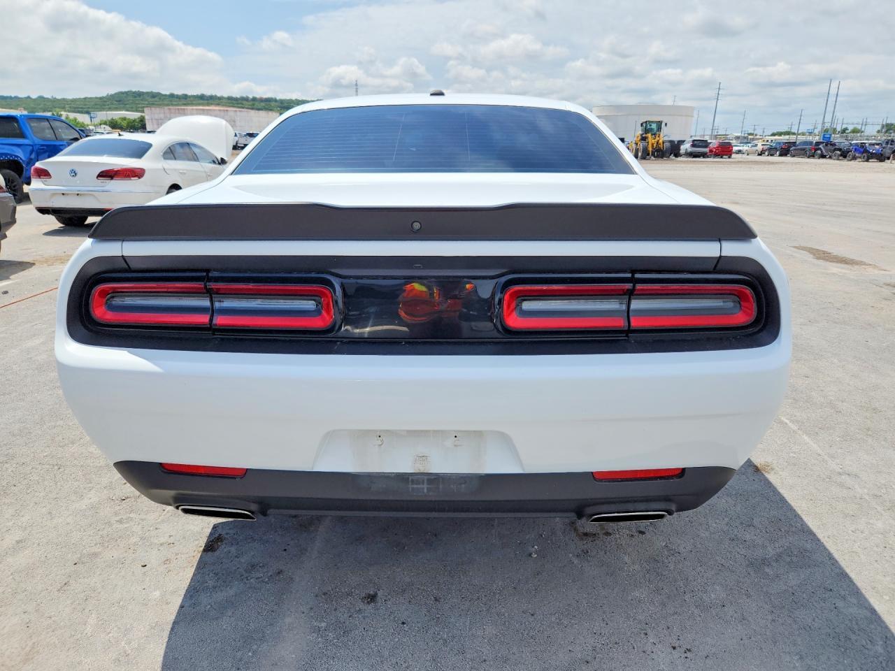 2021 Dodge Challenger Sxt - zdjęcie 6