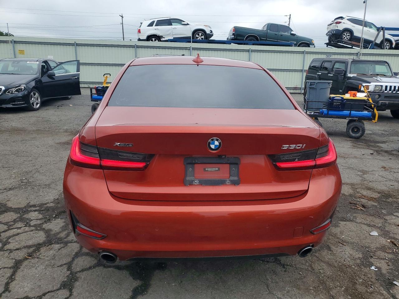 2019 BMW Seria 3 330i - zdjęcie 6