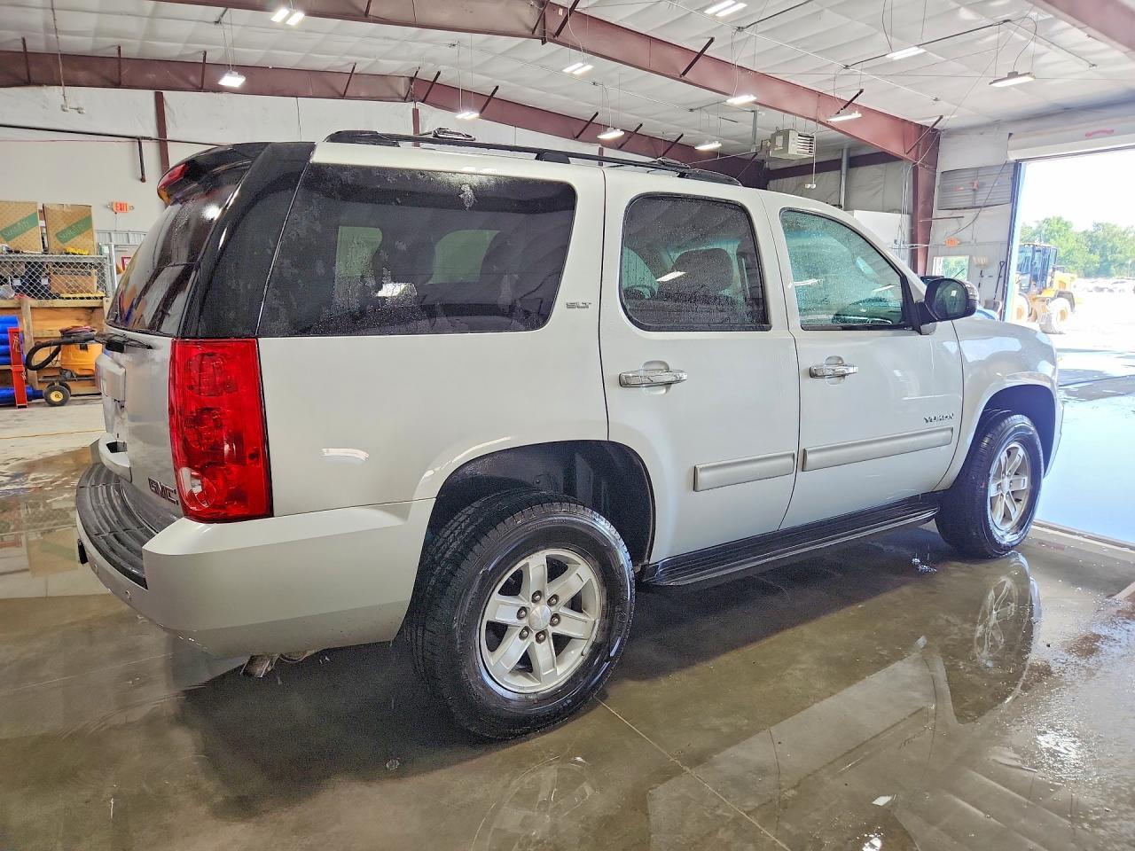 2014 GMC Yukon Slt - zdjęcie 3