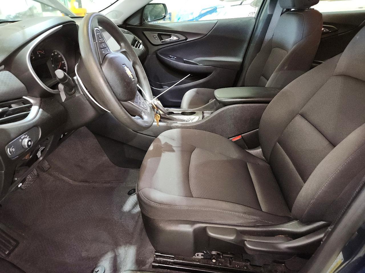 2020 Chevrolet Malibu Ls - zdjęcie 7