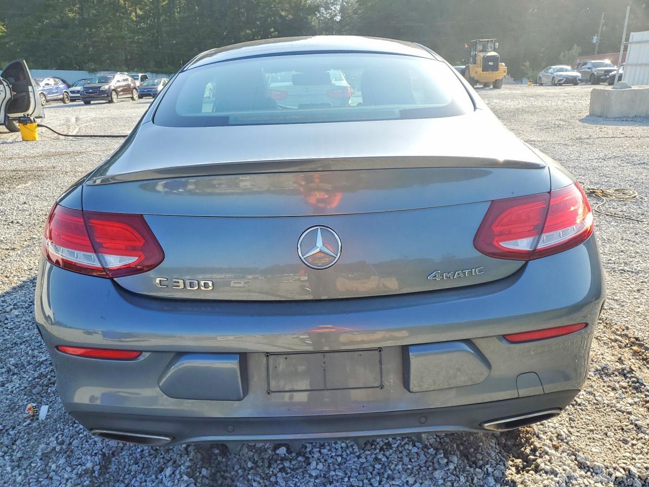 2017 Mercedes-Benz C 300 4Matic - zdjęcie 6