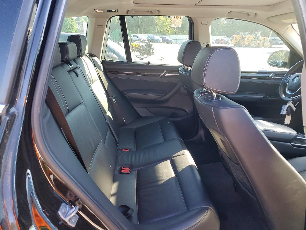 2017 BMW X3 xDrive35I - zdjęcie 11