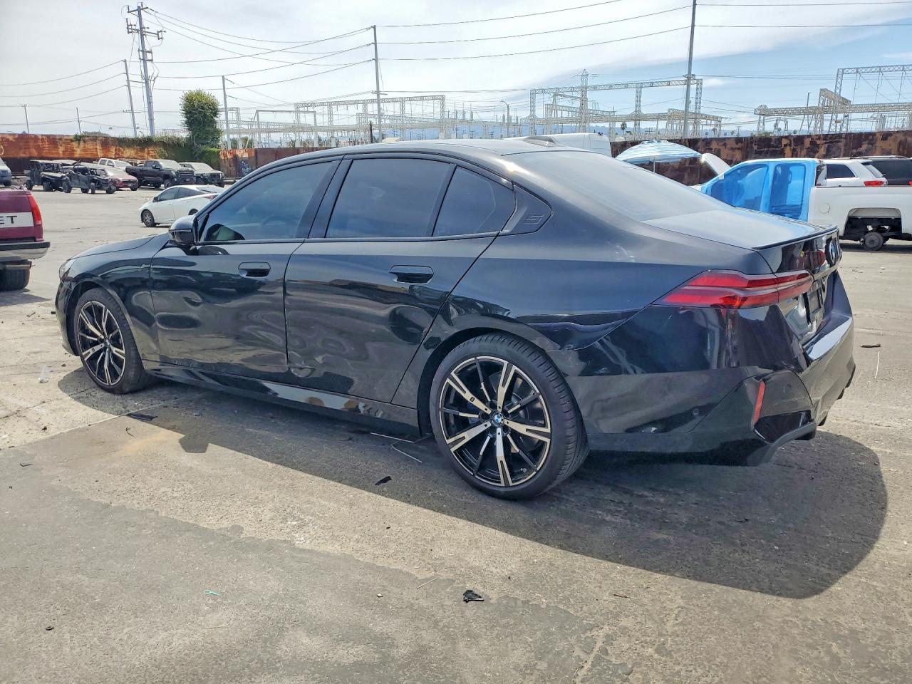 2026 BMW 530 I - zdjęcie 2