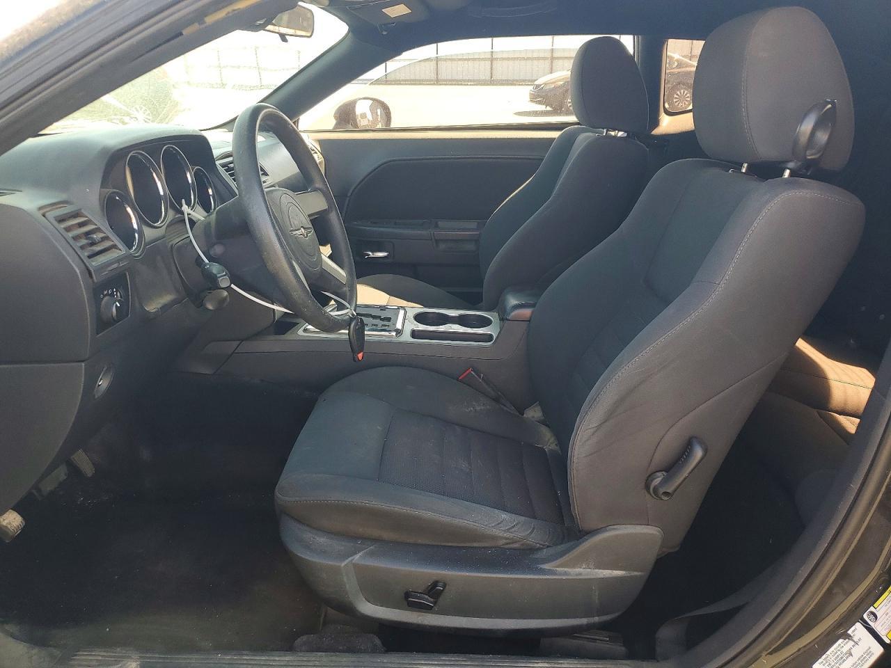 2016 Dodge Challenger Se - zdjęcie 7