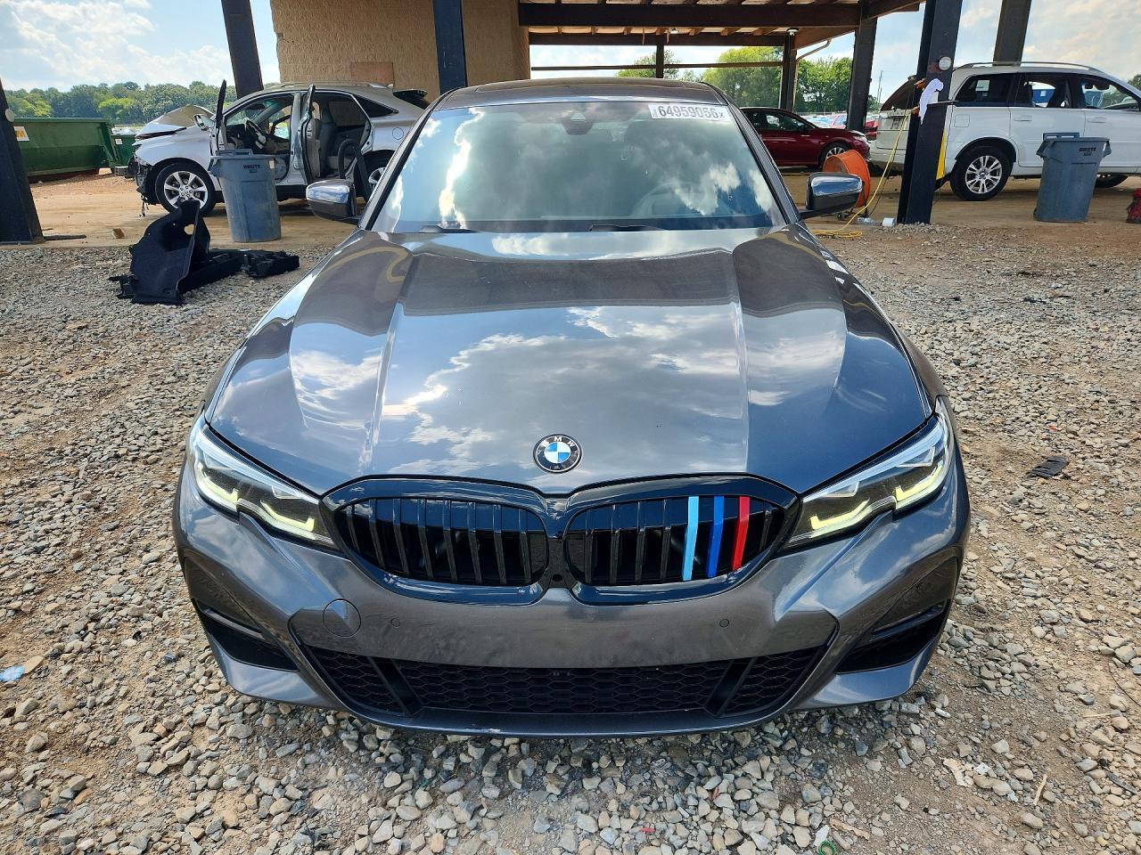 2019 BMW 330I - zdjęcie 5