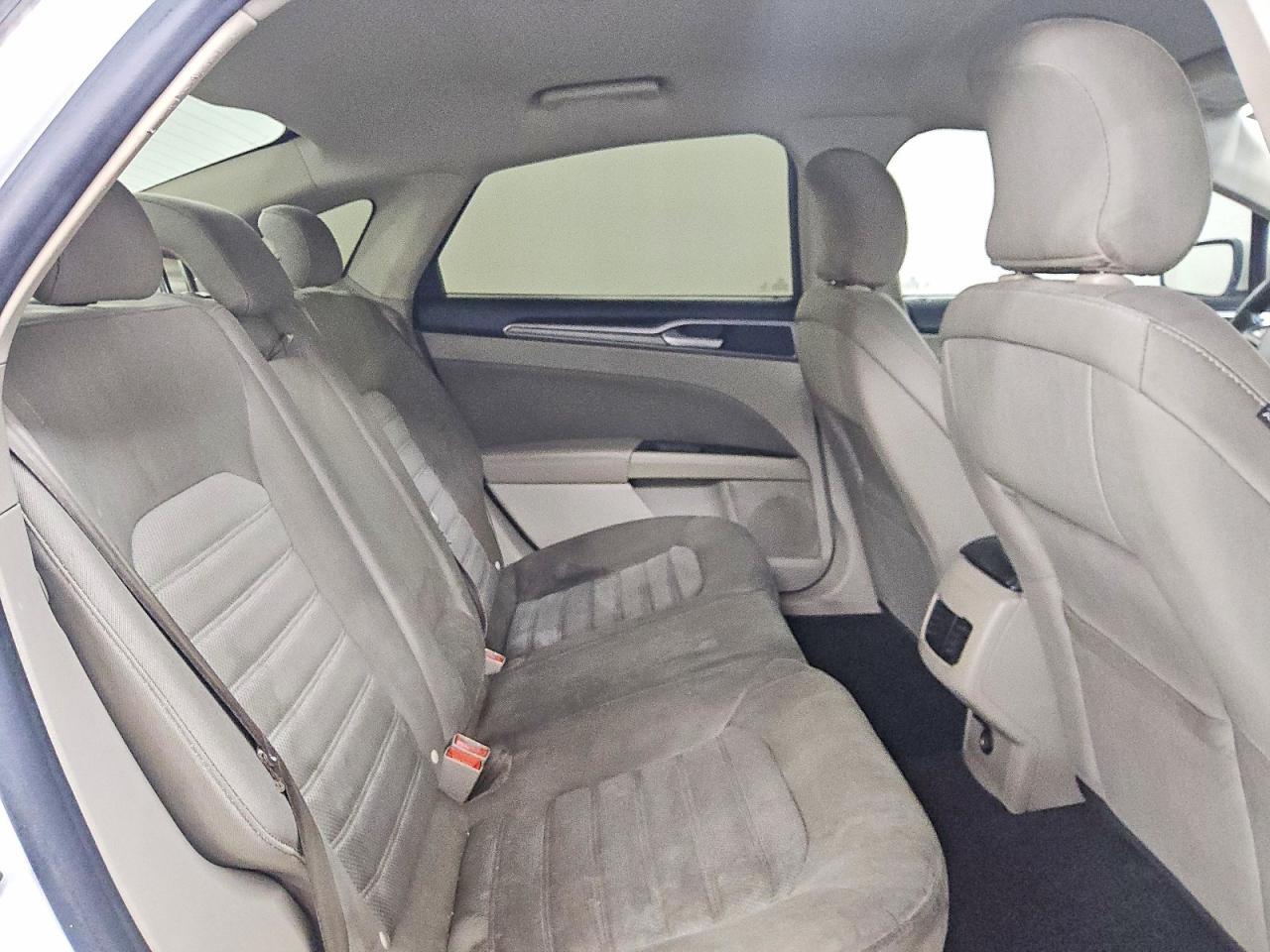 2019 Ford Fusion Se - zdjęcie 10