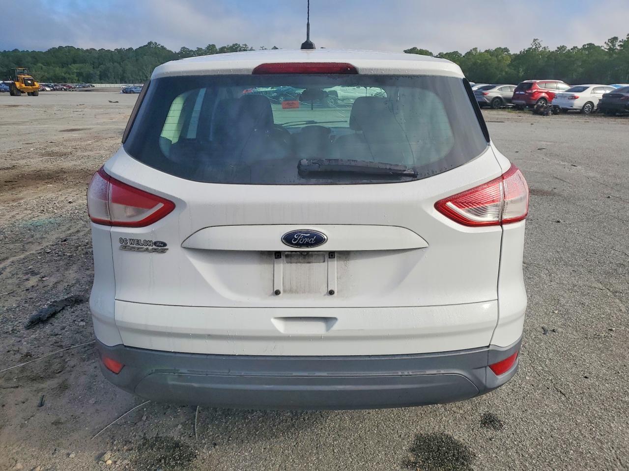 2016 Ford Escape S - zdjęcie 6