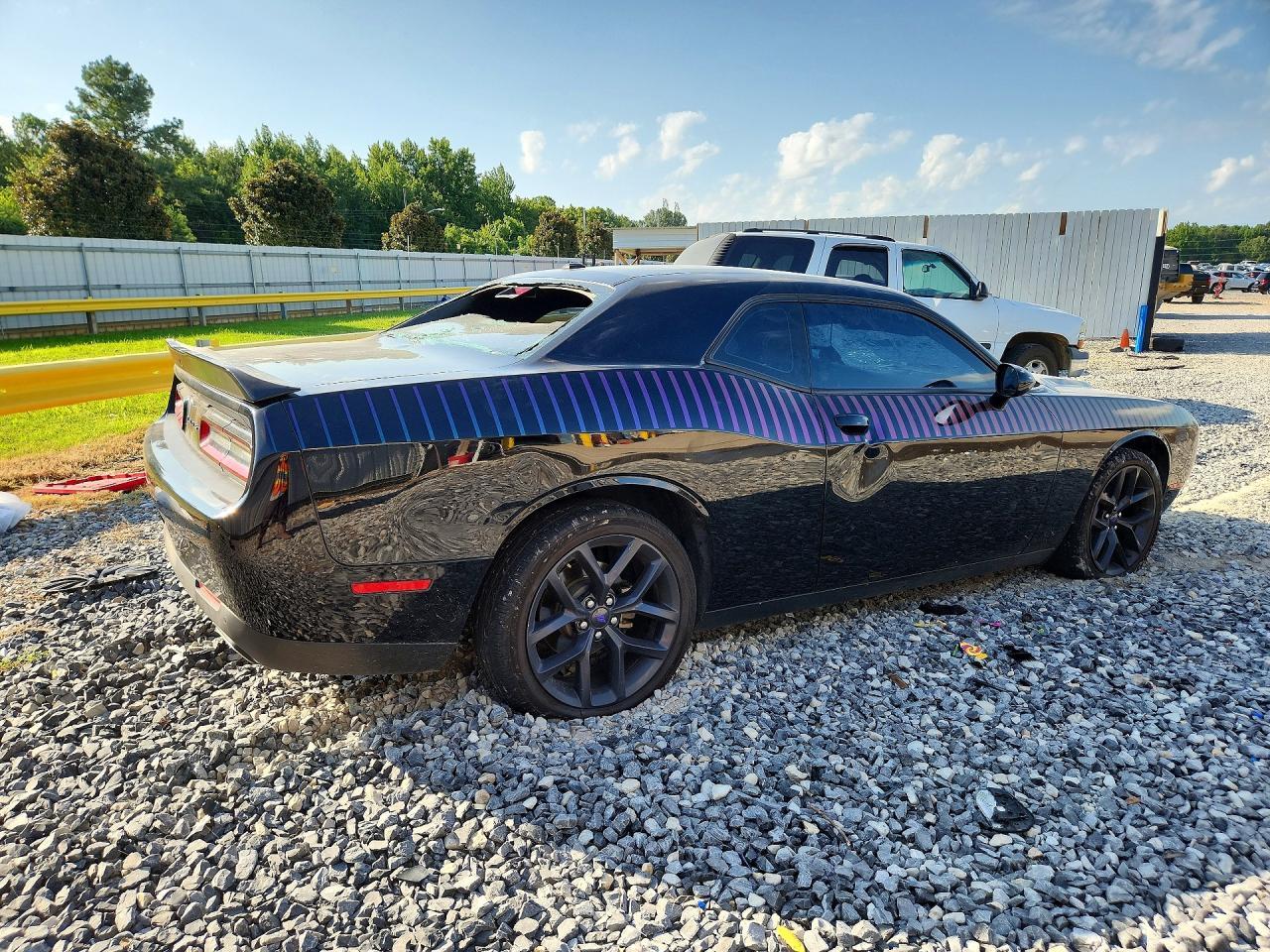 2021 Dodge Challenger Sxt - zdjęcie 3