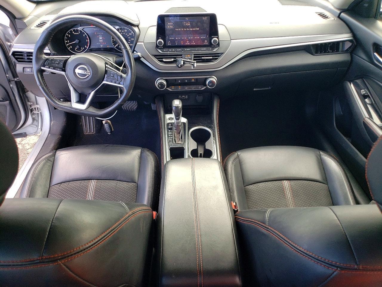 2024 Nissan Altima Sr - zdjęcie 8