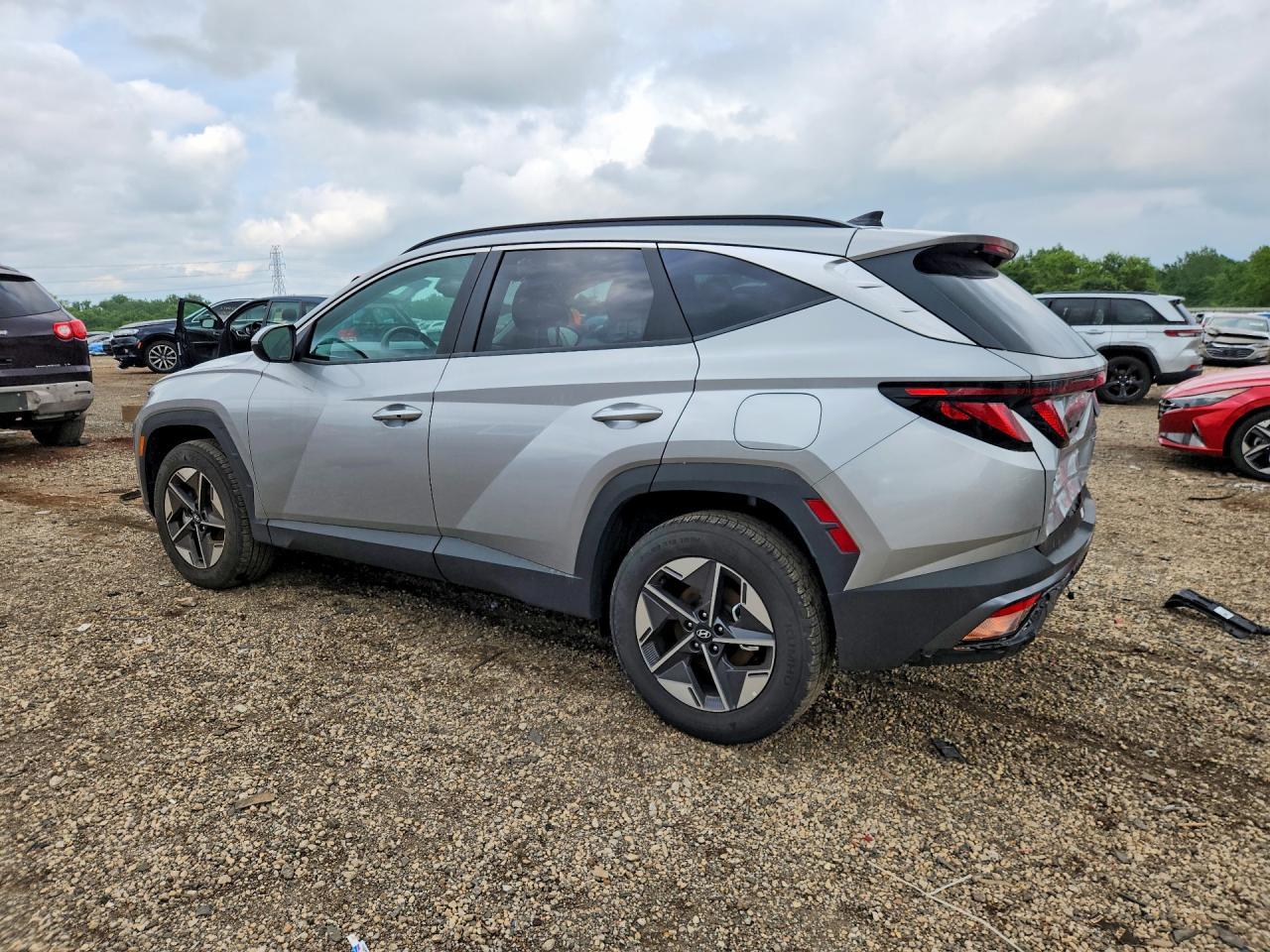 2026 Hyundai Tucson Awd Suv 2.5L Sel - zdjęcie 2