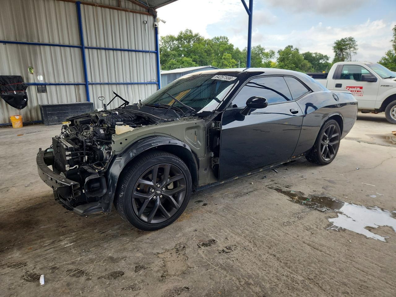 2021 Dodge Challenger Sxt - zdjęcie główne