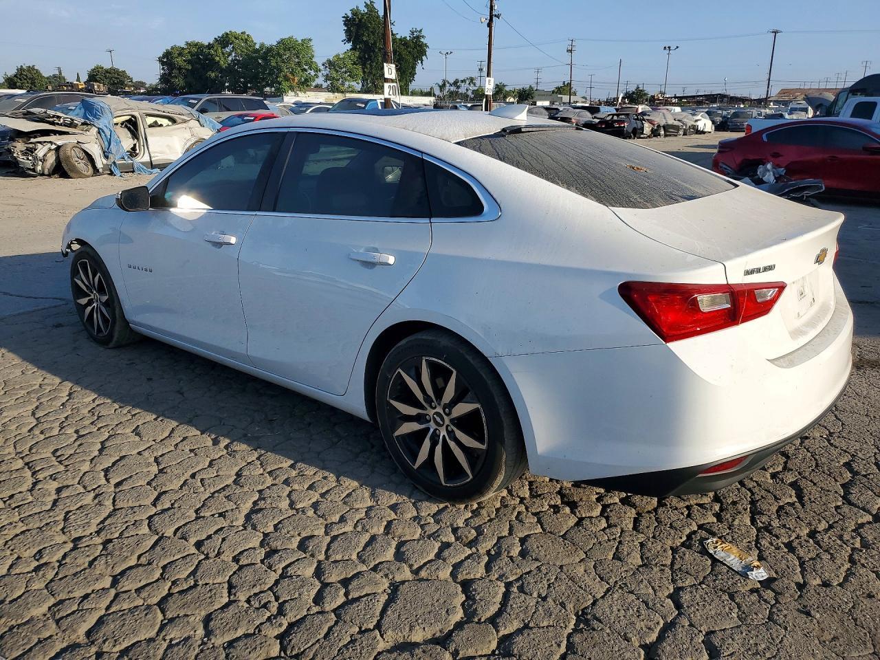 2016 Chevrolet Malibu Lt - zdjęcie 2