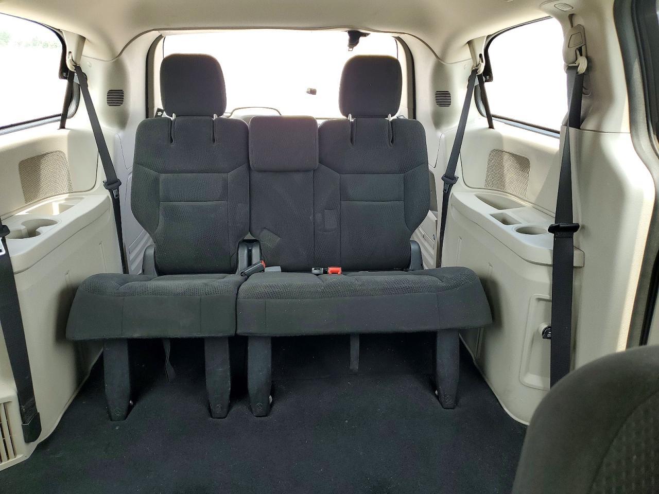 2016 Dodge Grand Caravan Se - zdjęcie 10