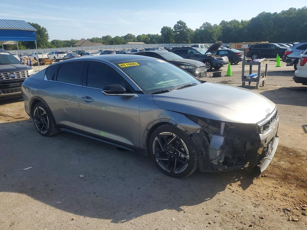 2025 Kia K4 Gt Line - zdjęcie 4