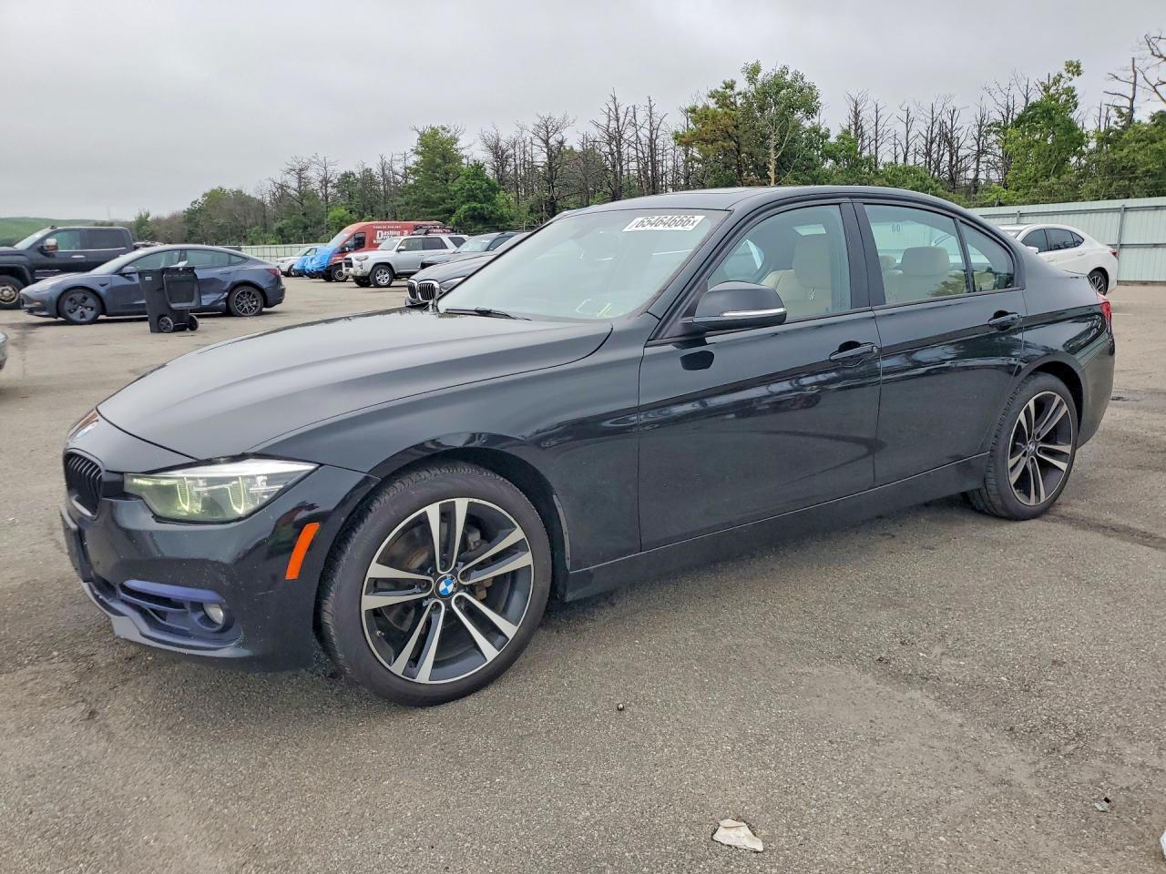 2018 BMW Seria 3 330i - zdjęcie główne