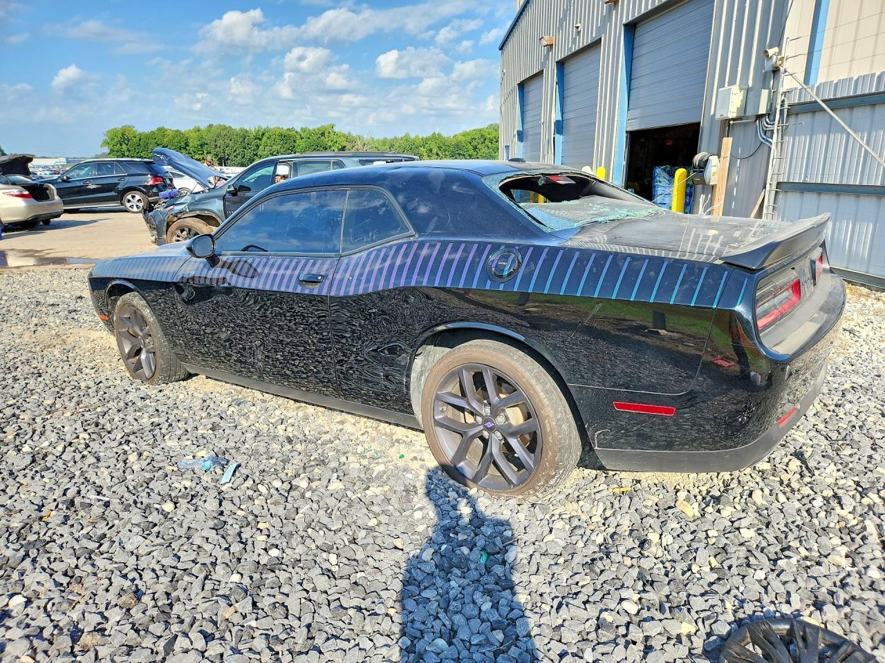 2021 Dodge Challenger Sxt - zdjęcie 2