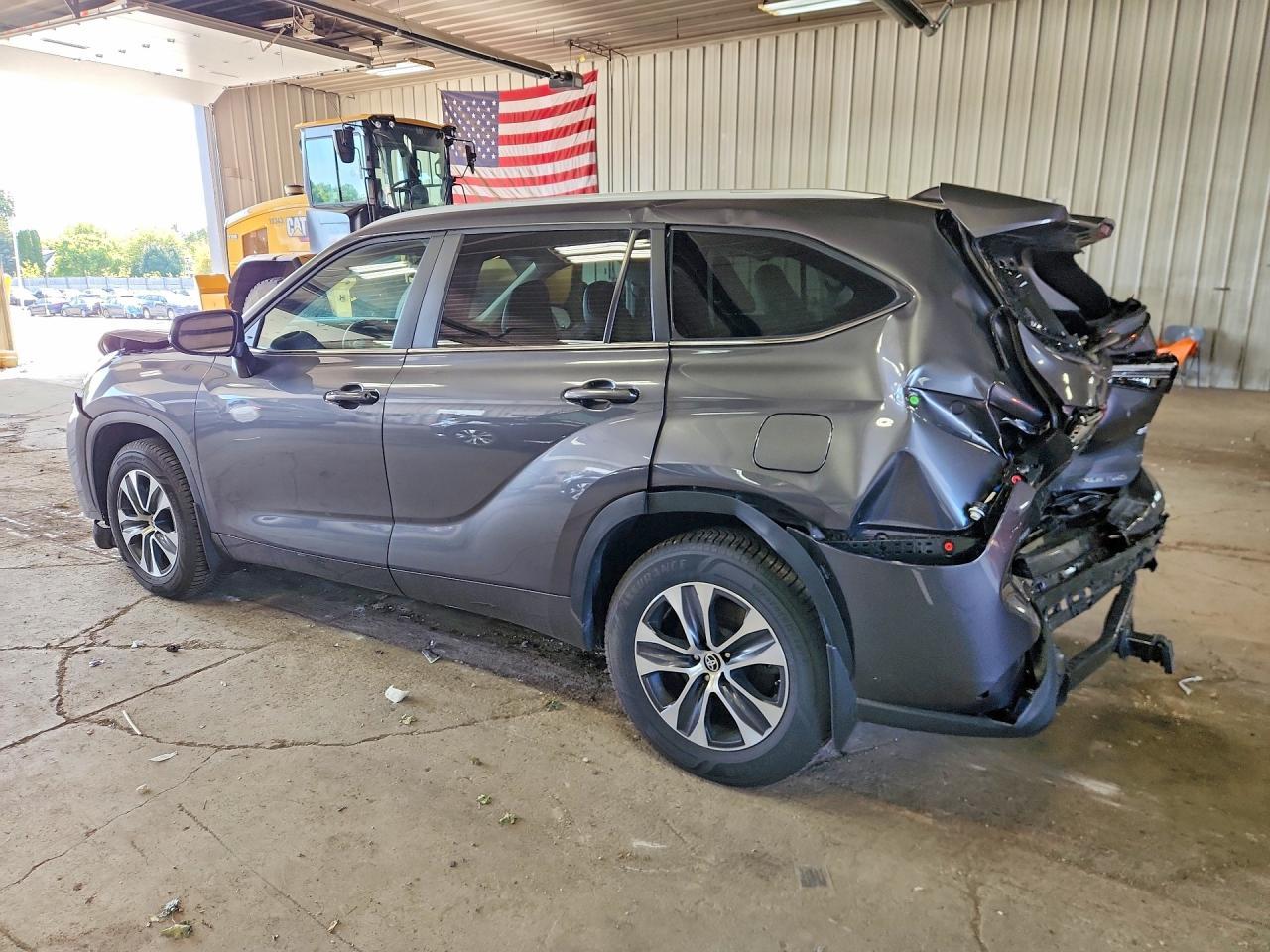 2023 Toyota Highlander Xle - zdjęcie 2