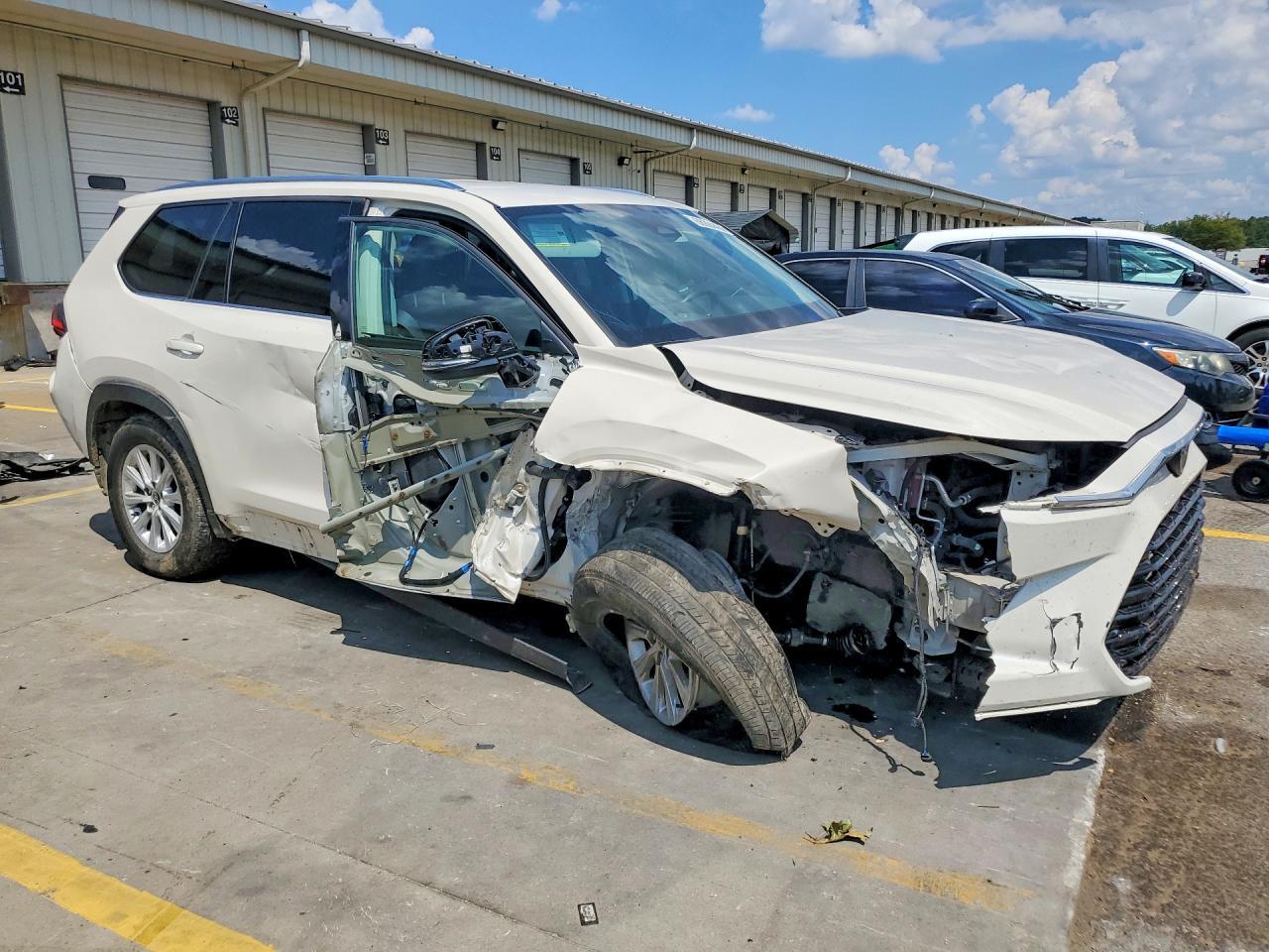 2024 Toyota Grand Highlander Xle - zdjęcie 4