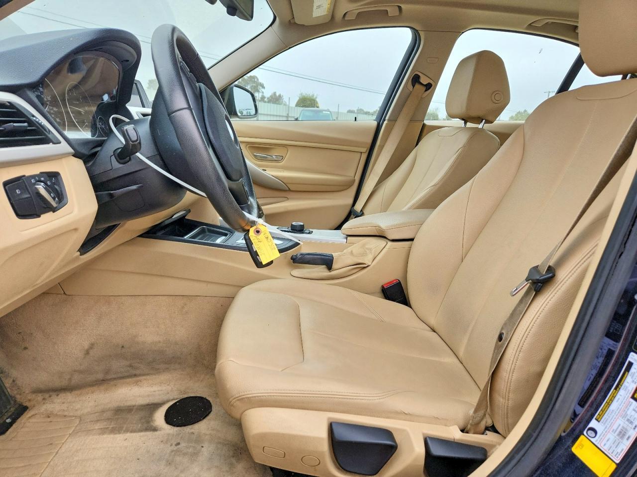 2014 BMW 320 I - zdjęcie 7