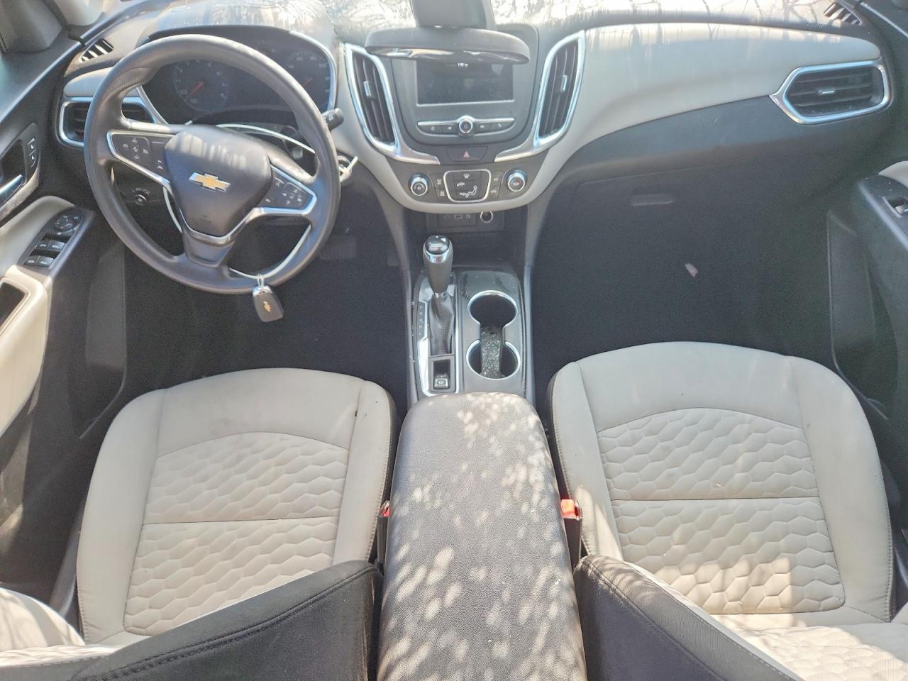 2020 Chevrolet Equinox Ls - zdjęcie 8