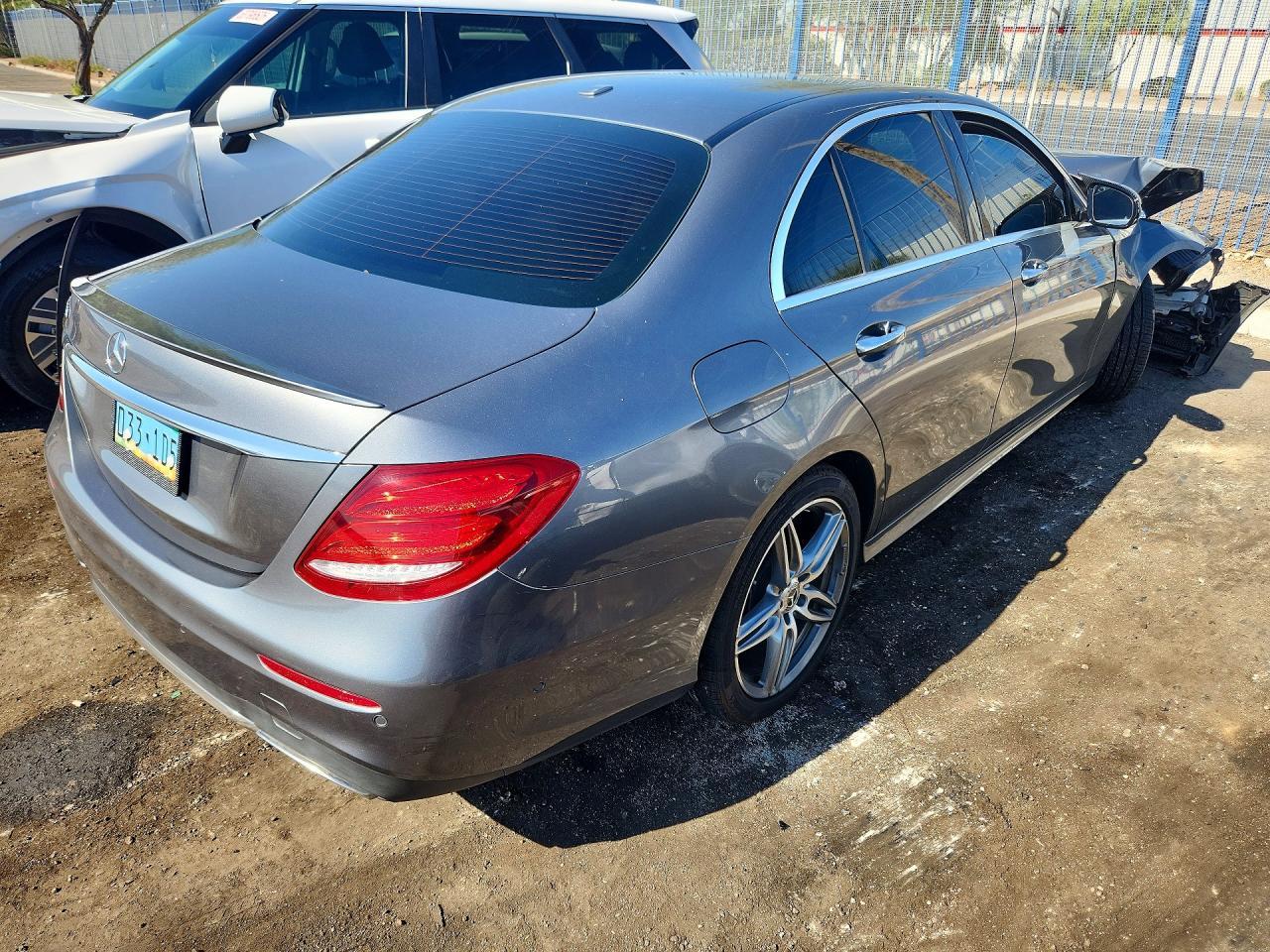2019 Mercedes-Benz E 300 - zdjęcie 3