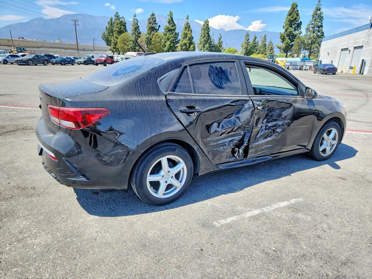 2021 Kia Rio Lx - zdjęcie 3