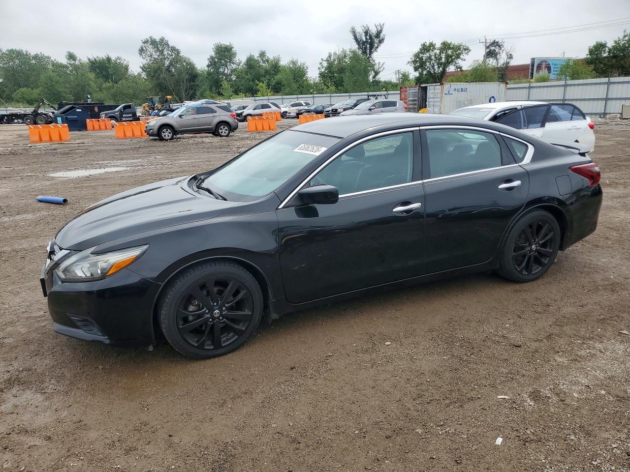 2017 Nissan Altima 2.5 Sr - zdjęcie główne