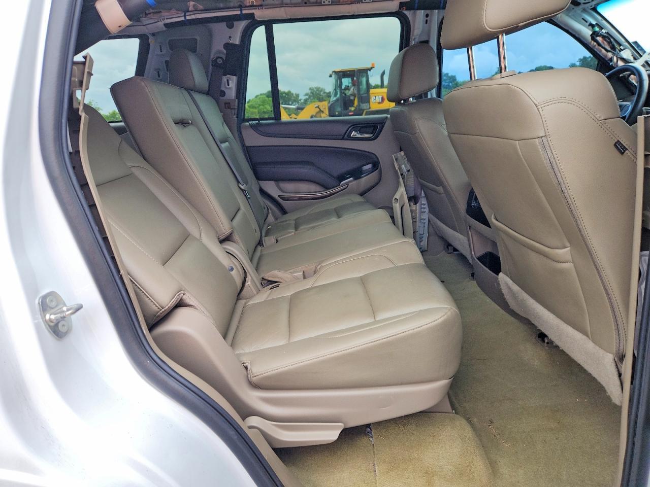 2018 Chevrolet Tahoe C1500 Lt - zdjęcie 11