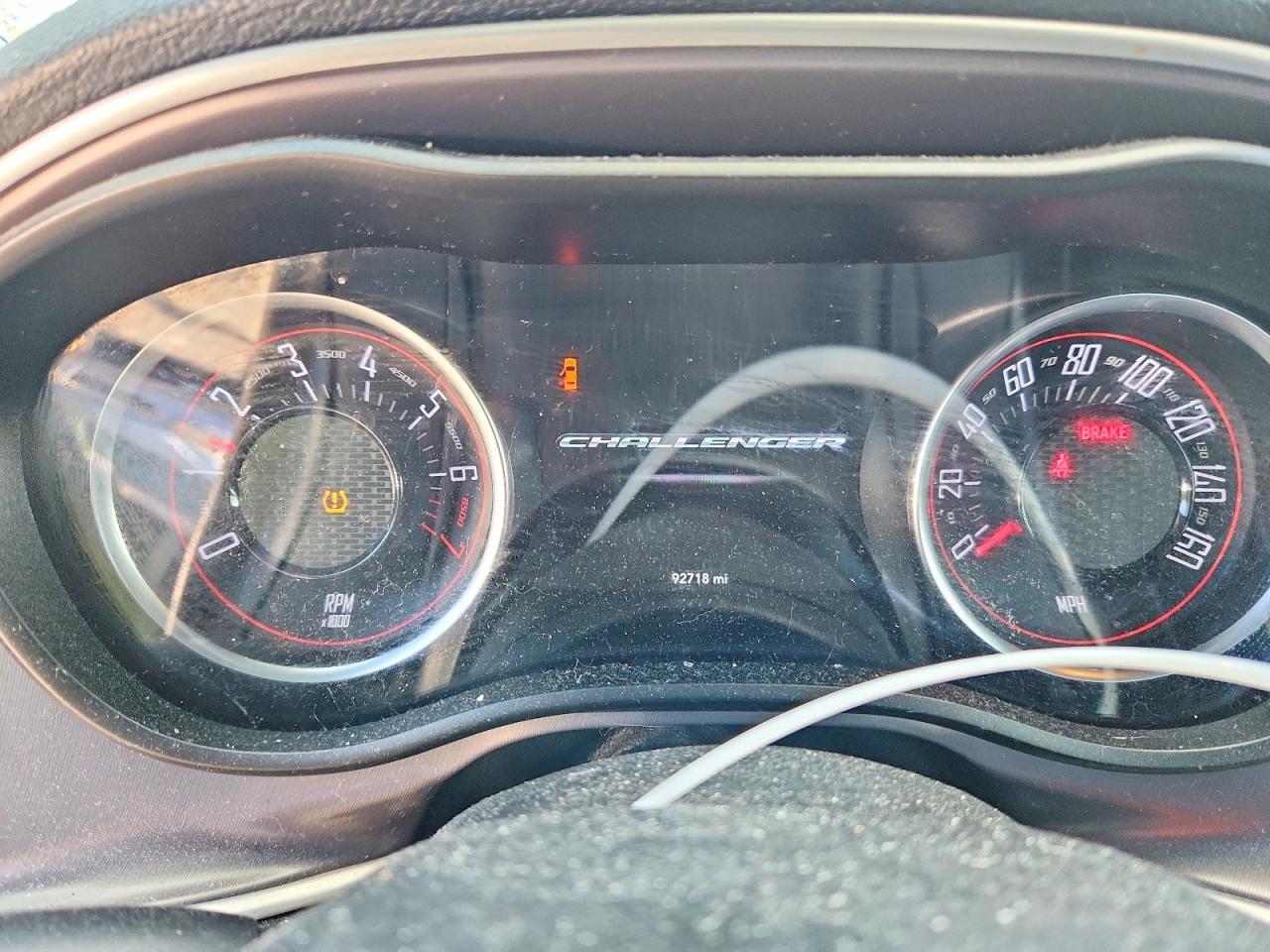 2020 Dodge Challenger Sxt - zdjęcie 9
