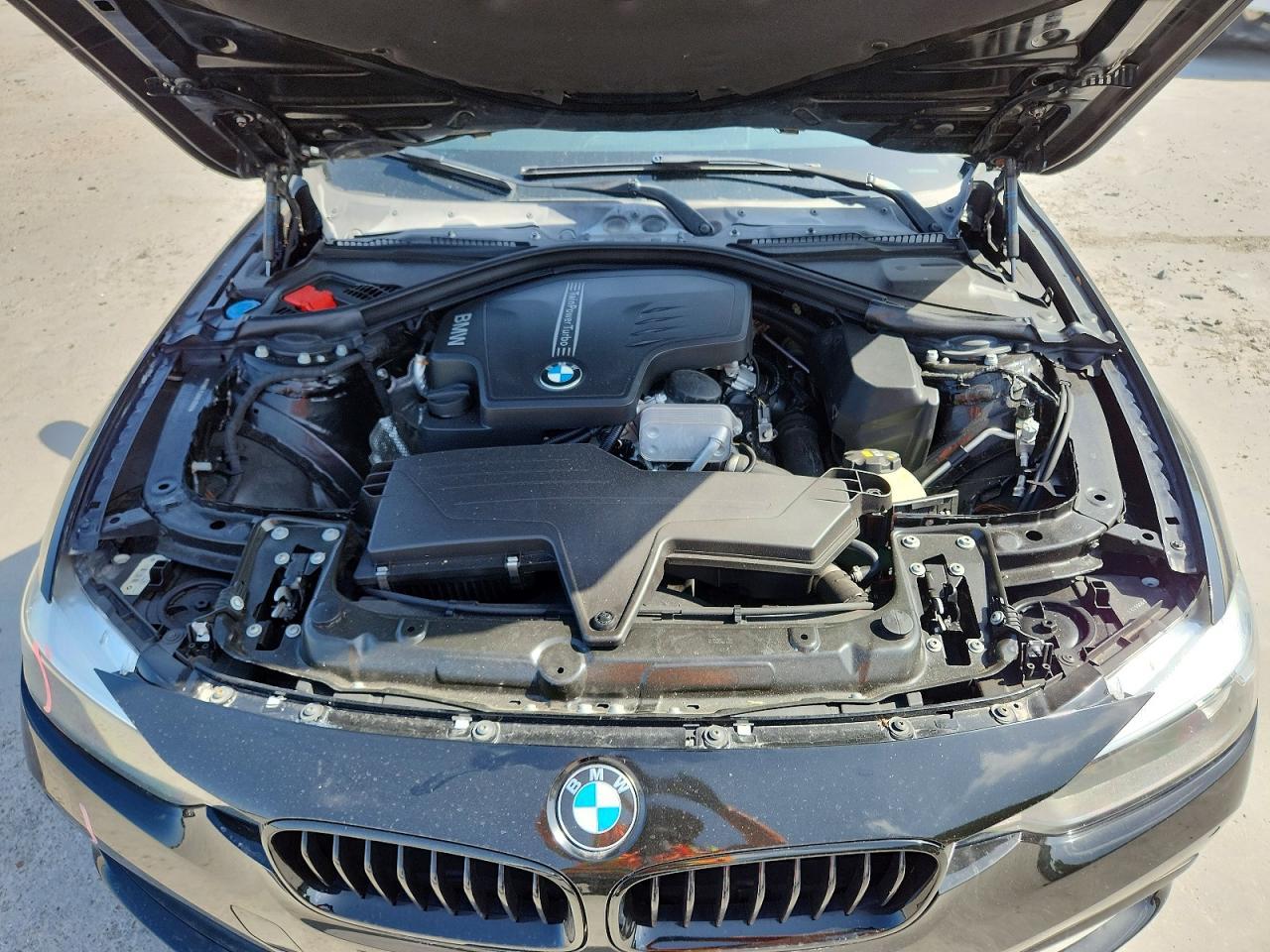 2017 BMW 320 I - zdjęcie 11